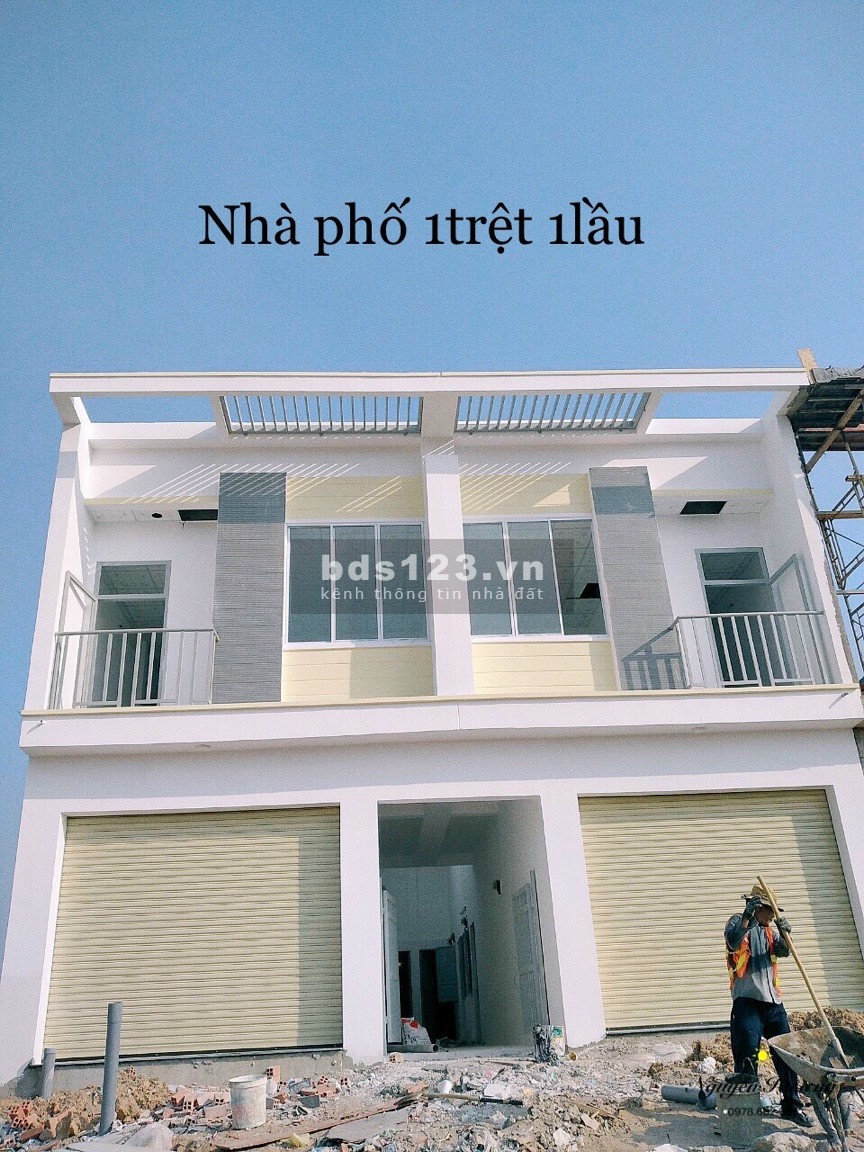 Bán gấp căn nhà 2 mặt tiền kinh doanh trong khu công nghiệp Becamex Bàu Bàng