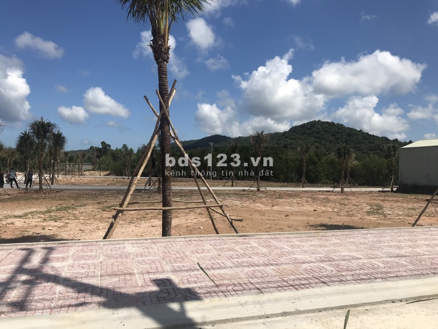 BĐS Phú Quốc, em bán đất mT 32m Tuyến Tránh, gần TT Dương Đông, dân cư đông, quy hoạch ONT