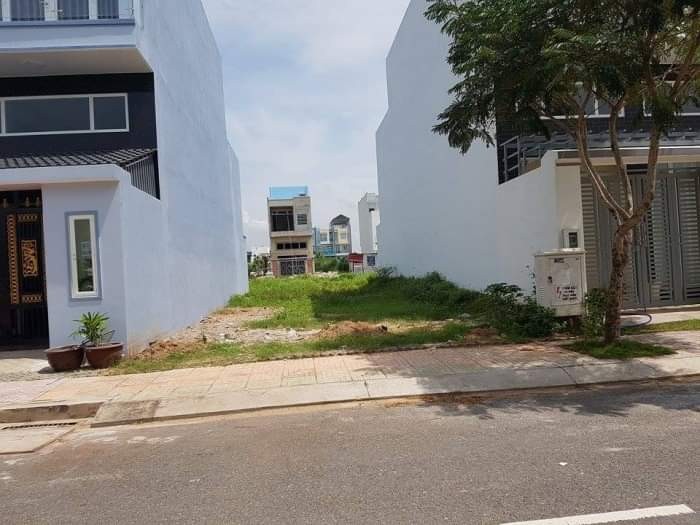 Đất sổ hồng trong KDC Đức Hòa 100m2
