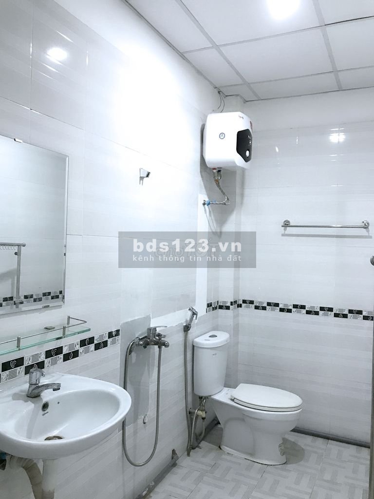 Cho thuê căn hộ VIP mặt tiền đường Nguyễn Văn Linh giá rẻ