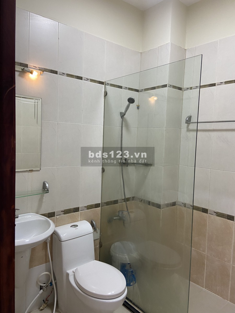MT Nguyễn Hữu Cảnh 4x20m Lững 3Lầu 7Phòng hướng về Quận 1