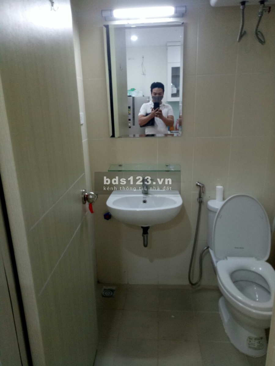 Cho thuê chung cư 60b Nguyễn Huy Tưởng 2 ngủ full 10 triệu. Lh 0377983070