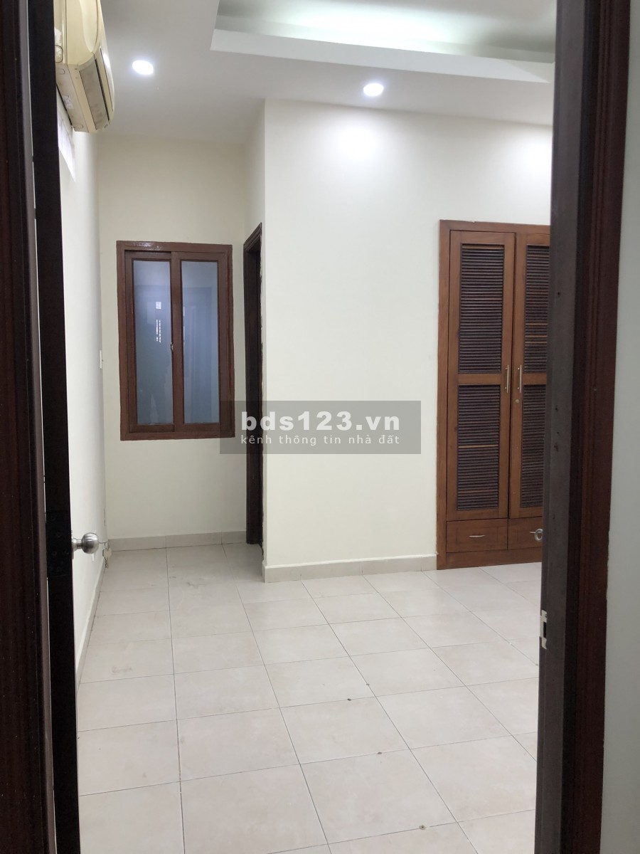 MT Nguyễn Hữu Cảnh 4x20m Lững 3Lầu 7Phòng hướng về Quận 1