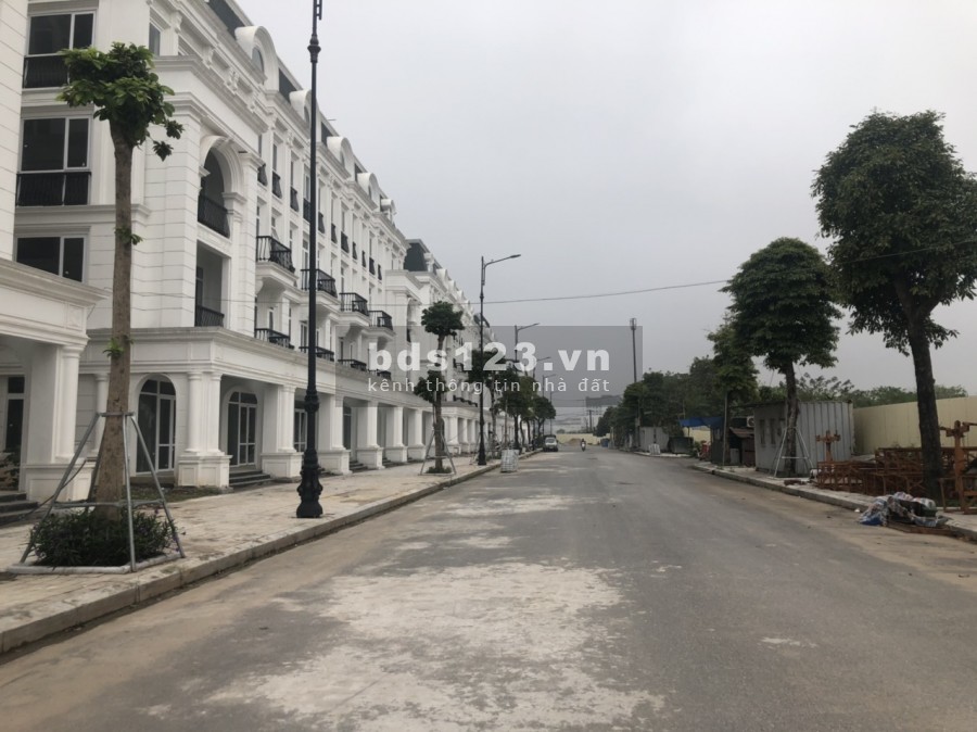 Cho thuê Văn phòng có thang máy, 90m2/sàn trong KĐT Louis City Đại Mỗ, Nam Từ Liêm, Hà Nội