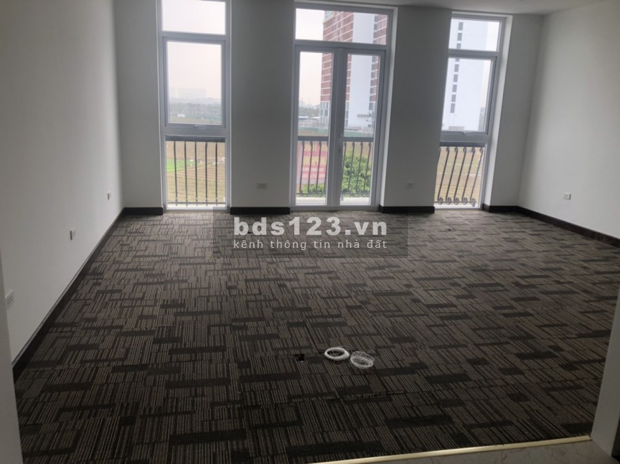 Cho thuê Văn phòng có thang máy, 90m2/sàn trong KĐT Louis City Đại Mỗ, Nam Từ Liêm, Hà Nội