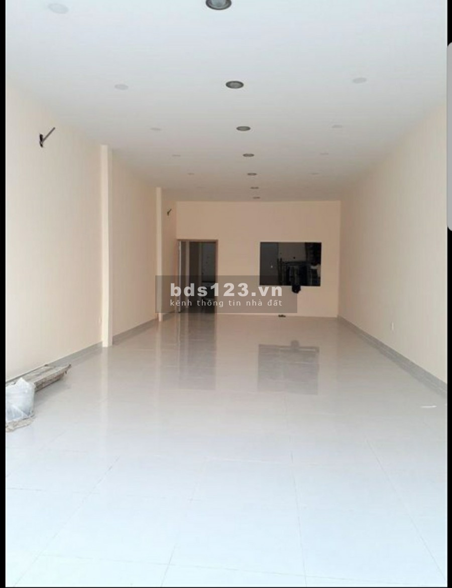 Nhà 6x17 1 trệt + 1 lầu đối diện chợ Tân Quy, Q7