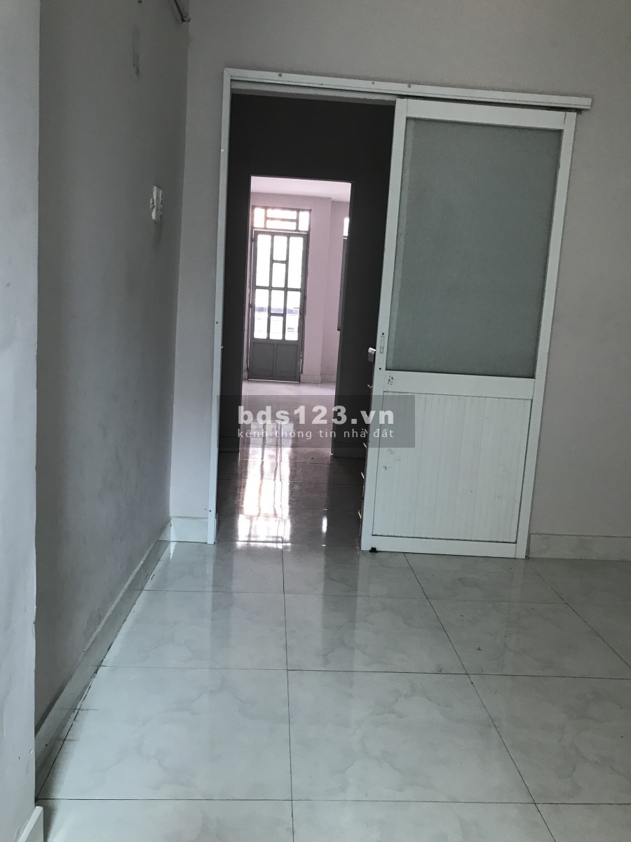 Cho thuê nhà nguyên căn đường Cách Mạng Tháng 8 phường 6 quận Tân Bình