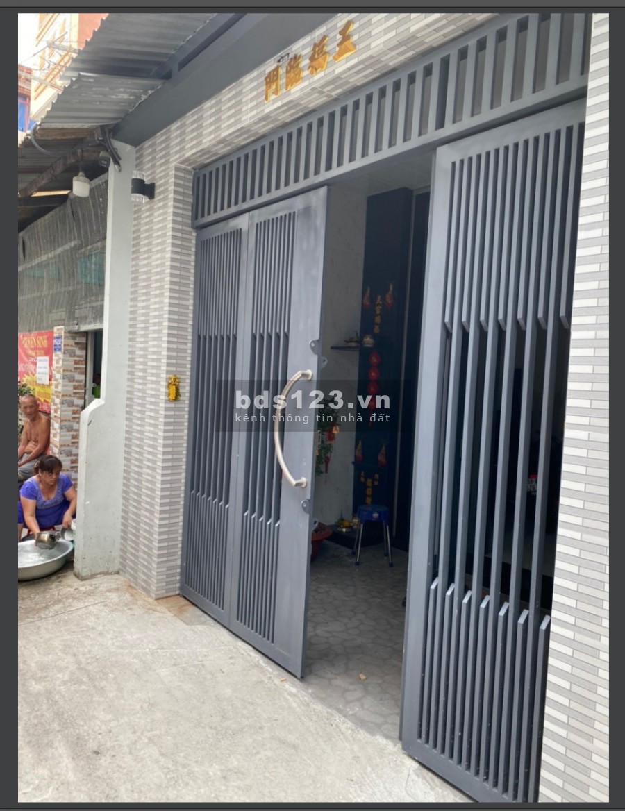 Nhà mới xây, kết cấu BTCT, Lò Gốm Q6. DTCN: 78,2m giá 80,6 tr/m2