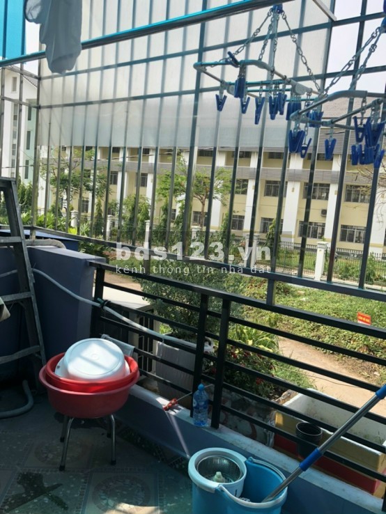 Cho thuê nhà nguyên căn 3 lầu full nội thất.