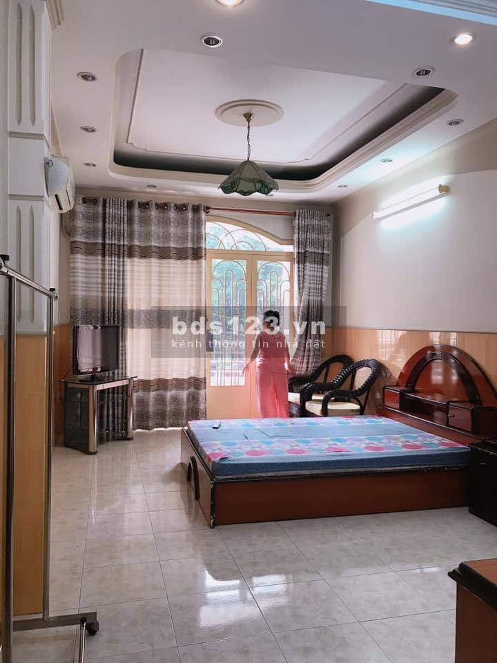 Chủ Gấp Bán Hạ 3 tỷ Còn 10,5 tỷ, Hẻm xe Tải, 93m2 – Quận 10.
