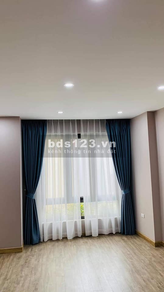 Sống Vip, Ngọc Thụy Long Biên 48m2 MTx7.1m 4T ôto vào nhà