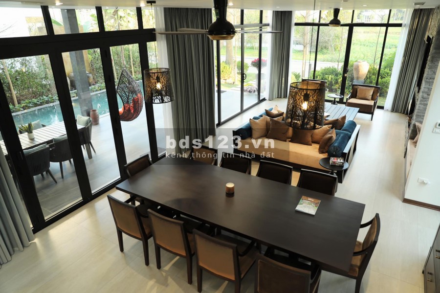 Bán nhà ngõ 133 Tân Ấp giá 1 tỷ, dt 30m2, MT 4m, căn góc