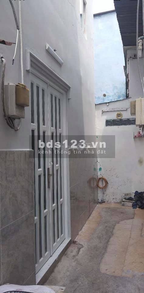 Bán nhà Quận 4 SHR - Nhà đẹp - Nhìn là mua !!