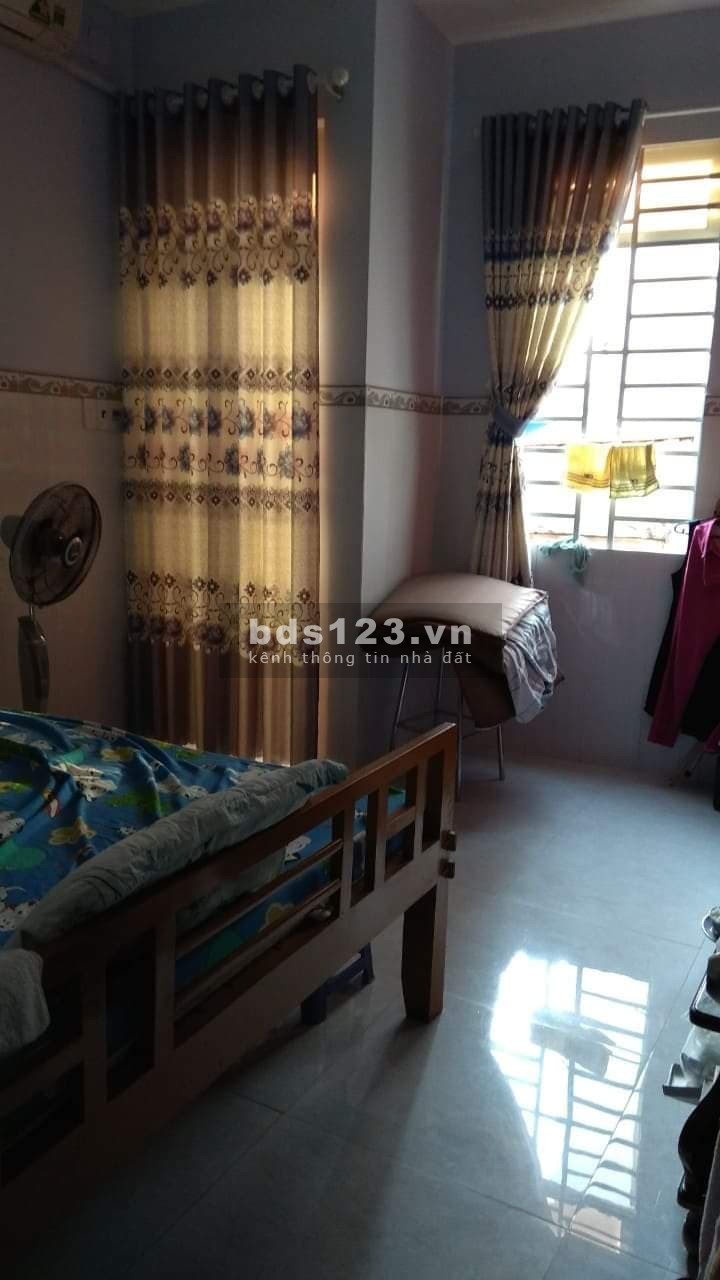 Bán nhà giá rẻ hẻm 133 Ni sư Huỳnh Liên, giá chỉ 2.9 tỷ.
