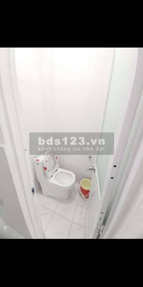 Bán nhà Quận 4 SHR - Nhà đẹp - Nhìn là mua !!
