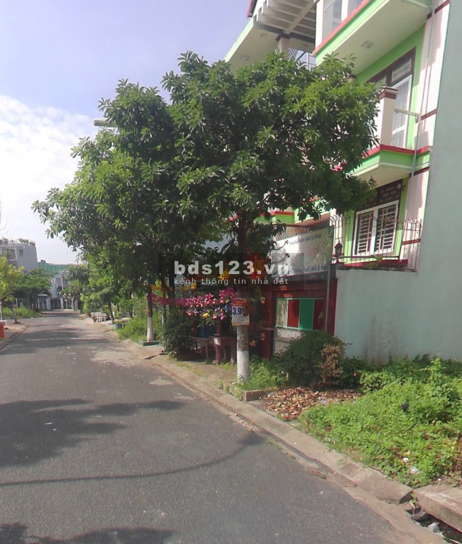 Thanh lý dự án đất nền ngay MT đường Hoàng Hữu Nam, Long Thạnh Mỹ, Q.9, giá 2.3 tỷ/nền 80m2, SHR