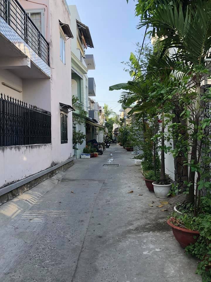 Ngộp Ngân hàng nên Bán Nhà, Phường Tân Quy trung tâm Quận 7, 144m2, 4.4 tỷ
