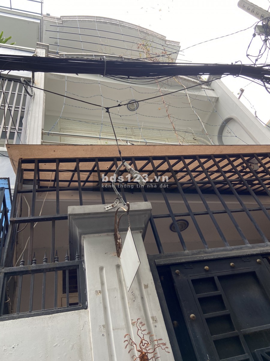 Nguyễn Văn Trỗi 4x13 Trệt 3Lầu-ST 4PN Full NT Giá 22Tr/th