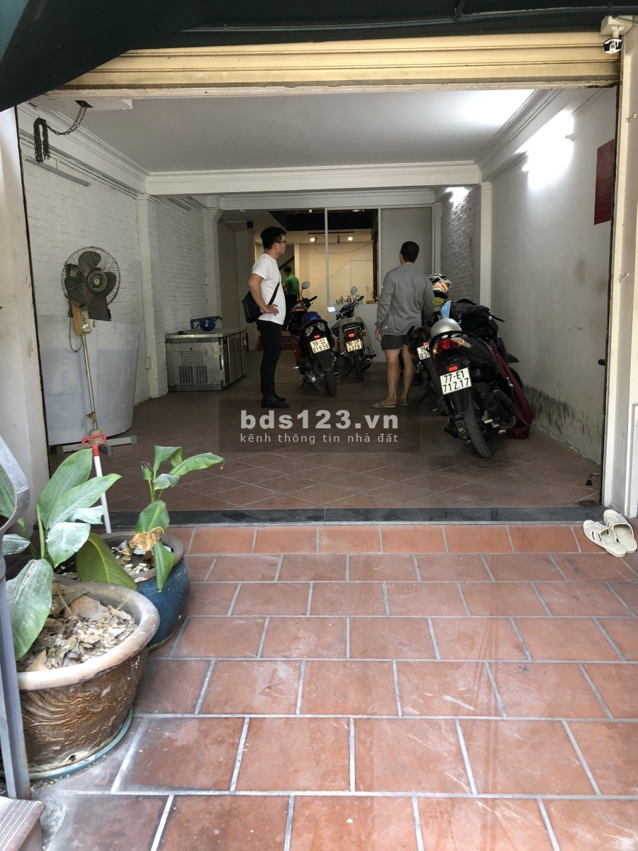Nhà Vip MT D3 4.2x20 Trệt 4 Lầu 7P 4WC Giá 60Tr/th