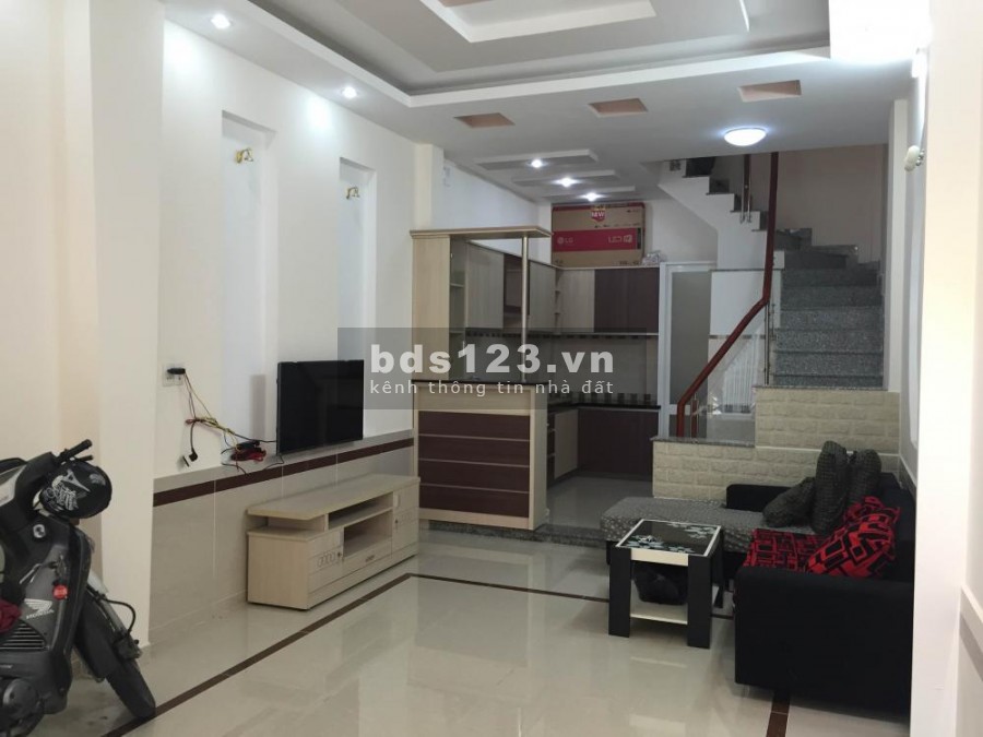 Nhà mới đẹp trệt 3 lầu sân thượng 4x11 đường Nguyễn Trọng Tuyển p15 Phú Nhuận