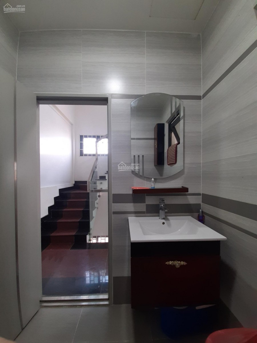 Cho thuê mặt bằng 1 trệt 5 lầu tiện làm văn phòng mặt tiền Phạm Văn Đồng, HBC, Thủ Đức