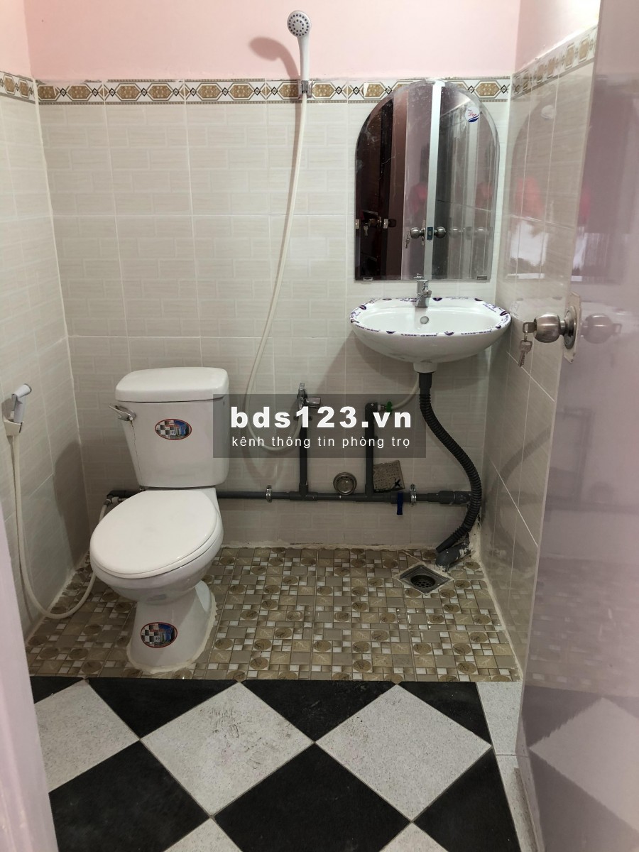 Phòng Trọ Mới Xây lại rất đẹp, có NỘI THẤT, GÁC LỬNG, BẾP,...giờ tự do, gần ngay khu K300