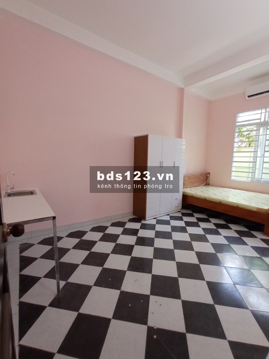 Phòng Trọ Mới Xây lại rất đẹp, có NỘI THẤT, GÁC LỬNG, BẾP,...giờ tự do, gần ngay khu K300
