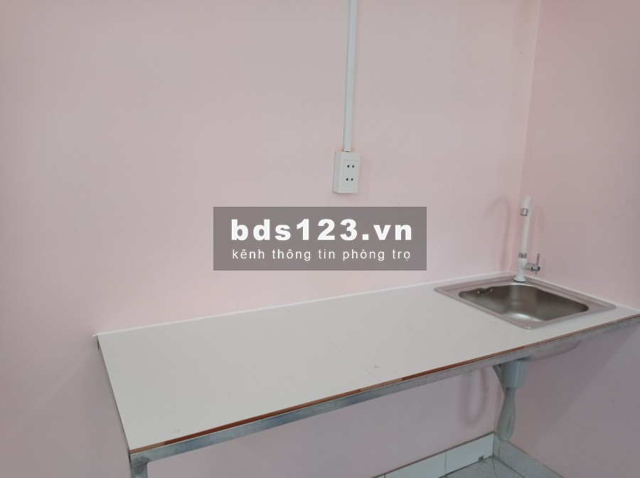 Phòng Trọ Mới Xây lại rất đẹp, có NỘI THẤT, GÁC LỬNG, BẾP,...giờ tự do, gần ngay khu K300