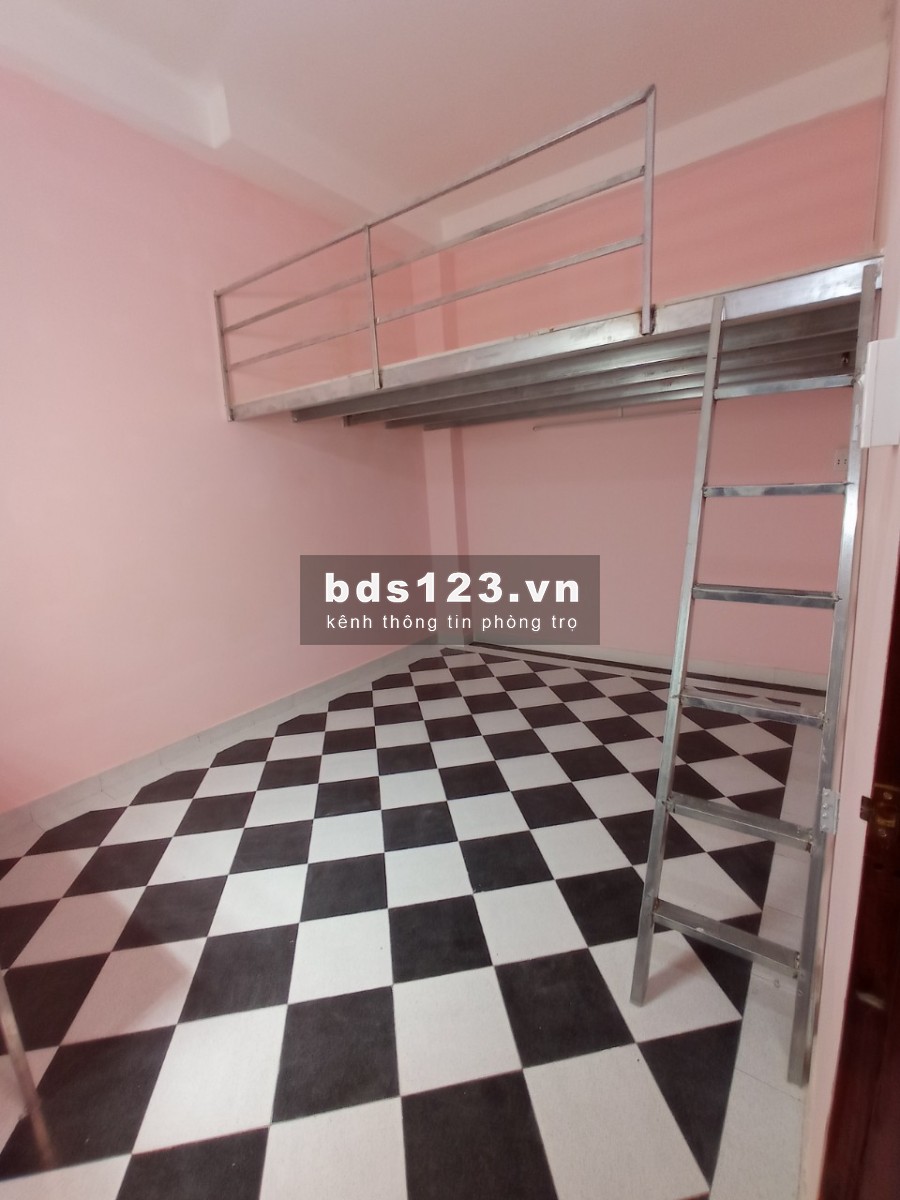 Phòng Trọ Mới Xây lại rất đẹp, có NỘI THẤT, GÁC LỬNG, BẾP,...giờ tự do, gần ngay khu K300