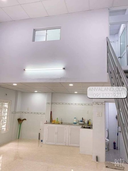 Bán nhà Hẻm cực rộng, cách Mặt tiền 30m, Số 400L Ngô Gia Tự, Phường 2, Quận 10, 42M2, 2 Tầng, giá 5 tỷ 3