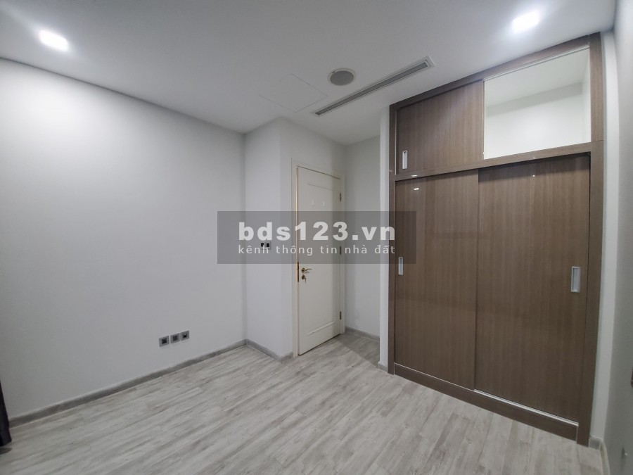 Bán căn hộ Vinhome Bason Q1 giá gốc