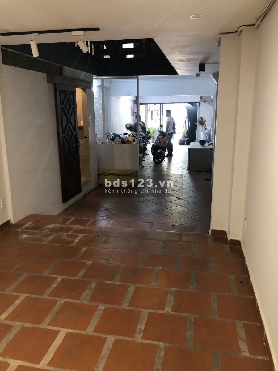 Nhà Vip MT D3 4.2x20 Trệt 4 Lầu 7P 4WC Giá 60Tr/th