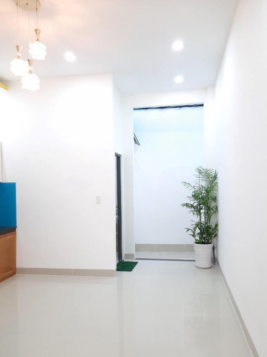 NGÂN HÀNG THANH LÍ GẤP CĂN NHÀ ĐỐI DIỆN KDC TRUNG THÀNH - CHỈ 1 TỶ 250 TRIỆU