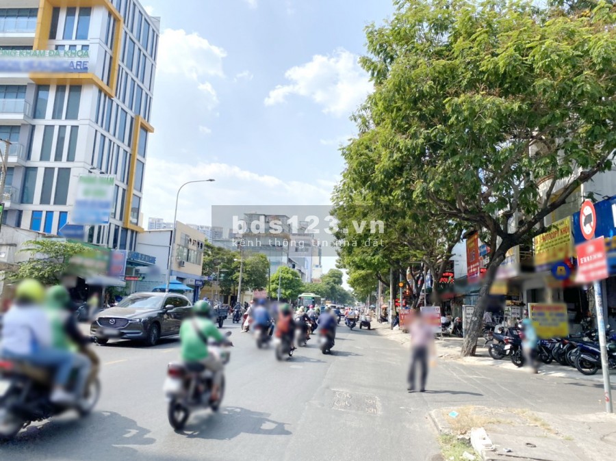 Nhà cho thuê (4*20m/4lầu/ST) mặt tiền đường Thành Thái P14 Q10