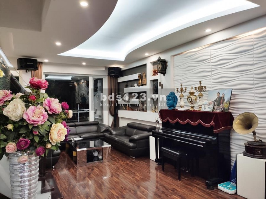 ĐẸP NHẤT MẶT PHỐ VIỆT HƯNG, QUẬN LONG BIÊN, 50m2xMT6M KINH DOANH, VĂN PHÒNG ĐỈNH CAO