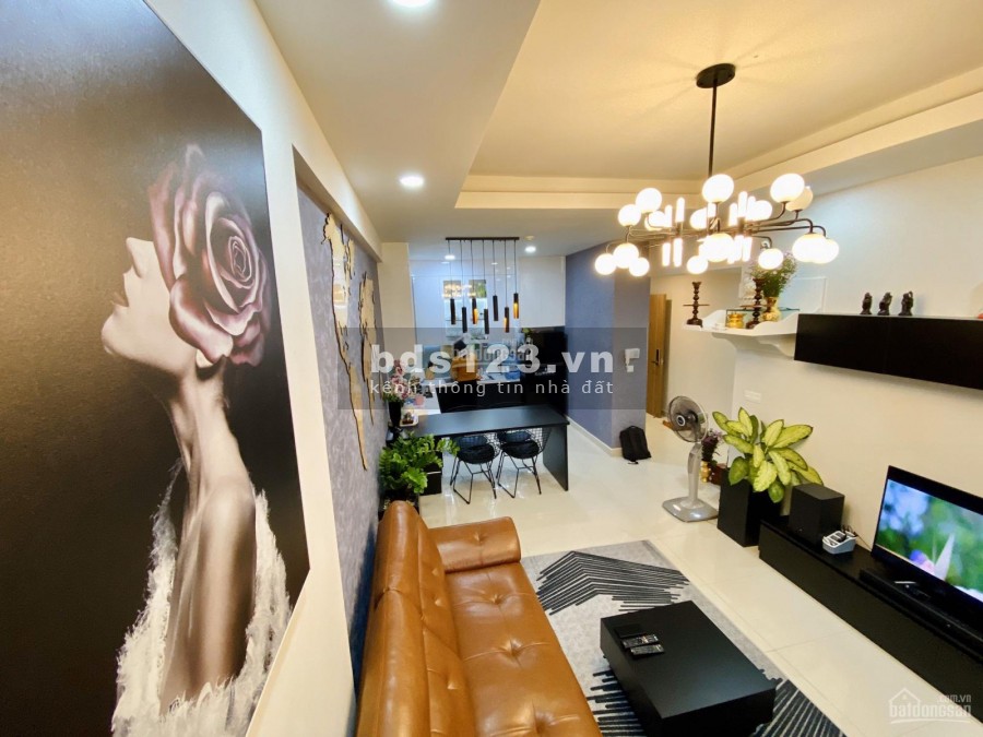 Chủ cho thuê nhanh căn hộ 82m2, 2 PN, giá 10 triệu/tháng, cc Him Lam Chợ Lớn, vào ở ngay