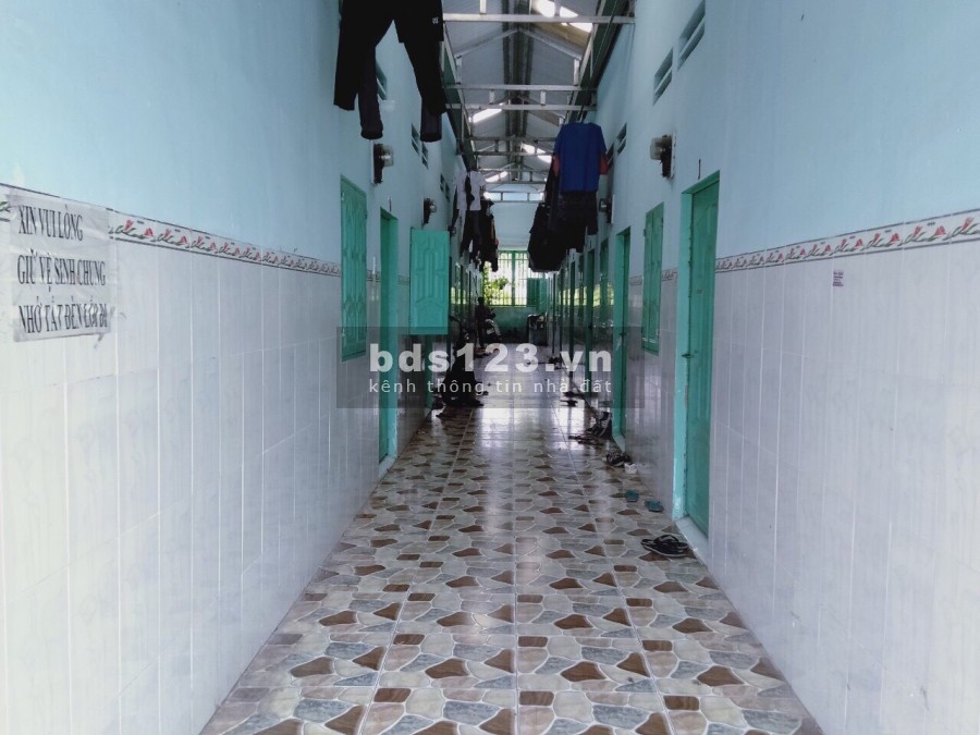 Cần Bán Nhà Trọ Ở Mỹ Phước 3 Bình Dương, 16 phòng 2 kiot, Sổ hồng riêng DT 300m2(10x30)
