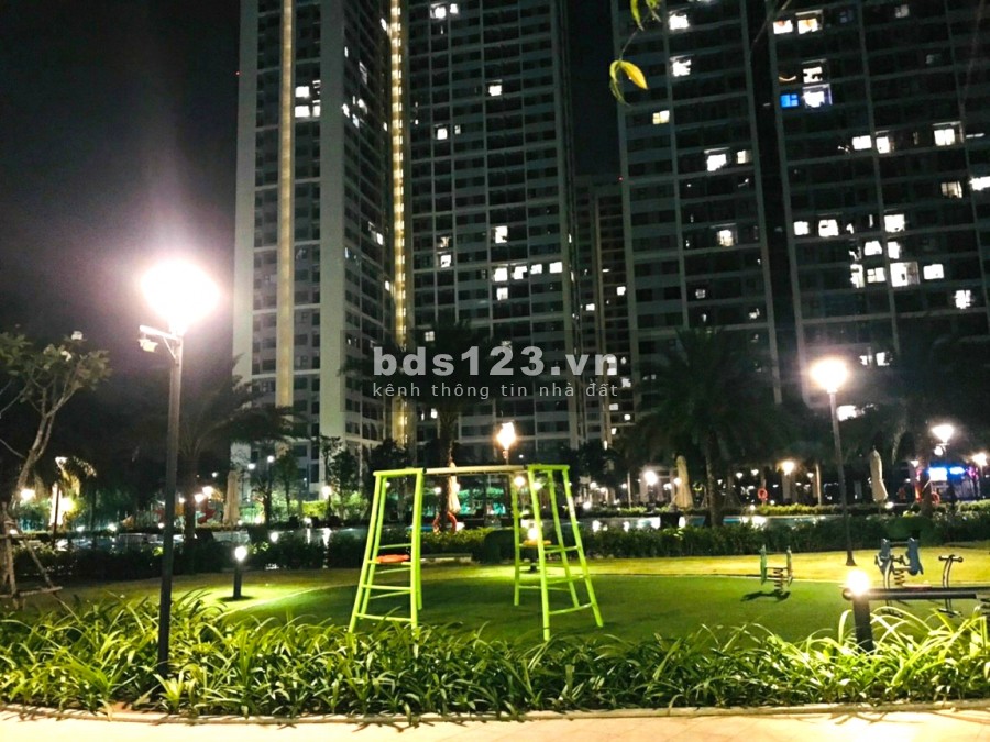 Căn Hộ Vinhome Grand Park Q9 - Vườn Nhật Hồ Cá Koi tuyệt đẹp căn 2PN- 69m2 giá 2.5 tỷ , ngân hàng cho vay lãi xuất 0% vay lên đến 35 năm