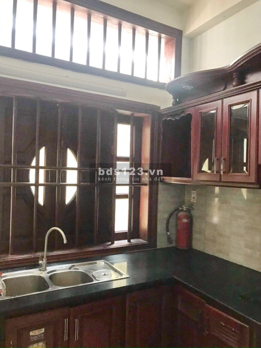 Bán nhà đẹp 2 lầu mặt tiền đường Võ Liêm Sơn P4 Quận 8 - LH: 0933862860 Sương