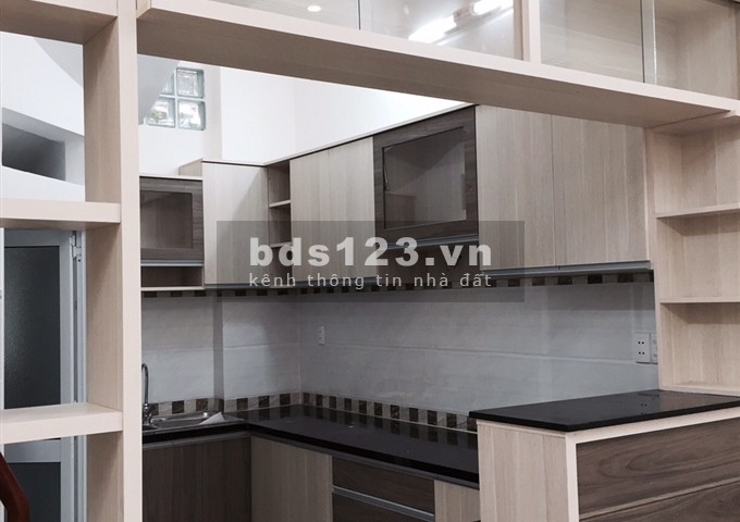 Nhà mới đẹp trệt 3 lầu sân thượng 4x11 đường Nguyễn Trọng Tuyển p15 Phú Nhuận