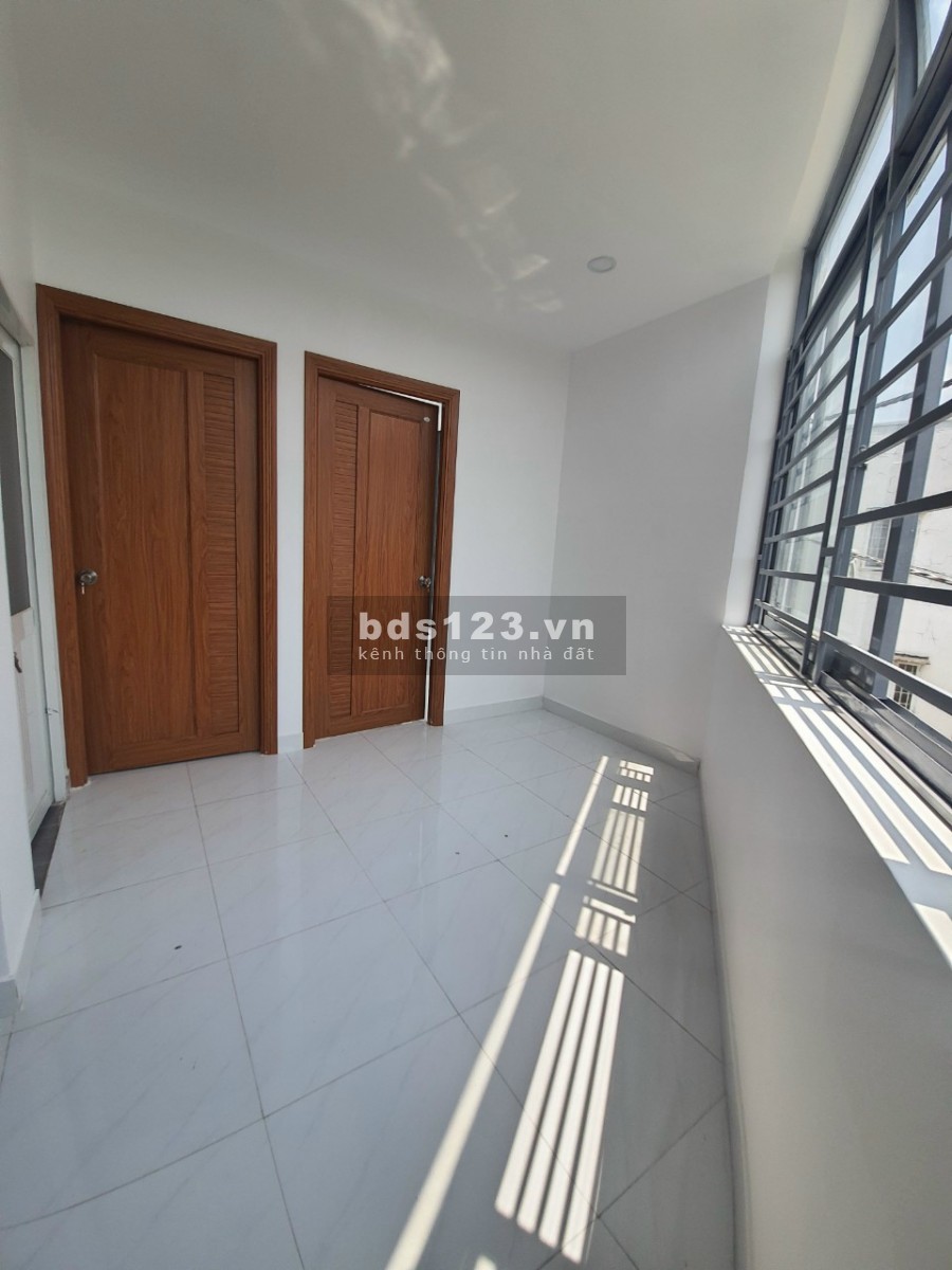 Bán nhà gần cầu vượt Gò Dưa và chợ đầu mối Thủ Đức,LH 0908795128.