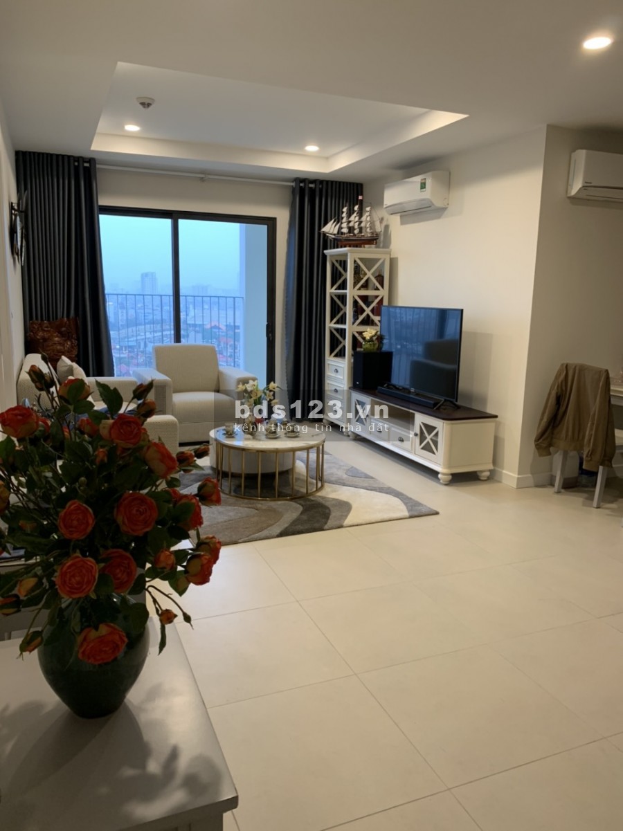 Bán căn hộ Kosmo Tây Hồ 161 Xuân La ban công ĐN DT 80m2