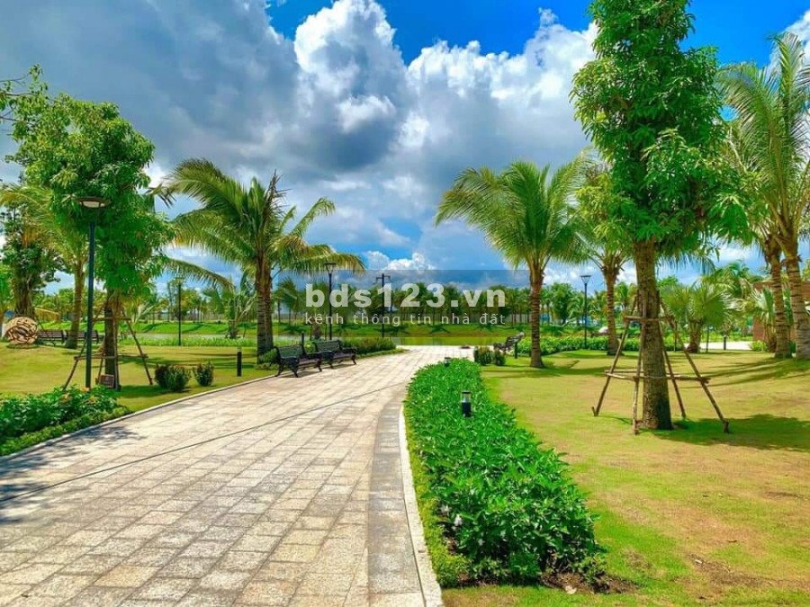 Kẹt tiền cần bán gấp căn 2PN 59.1m2 Vinhomes Quận 9