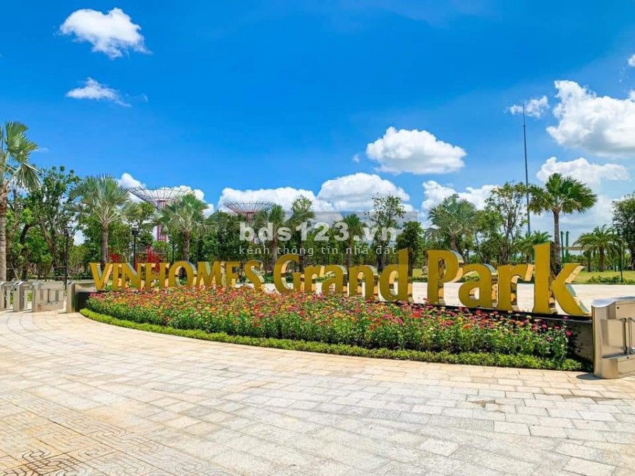 Kẹt tiền cần bán gấp căn 2PN 59.1m2 Vinhomes Quận 9