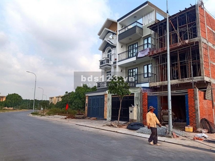 Đất sổ hồng riêng tại Xã Phạm Văn Hai, Bình Chánh, TPHCM