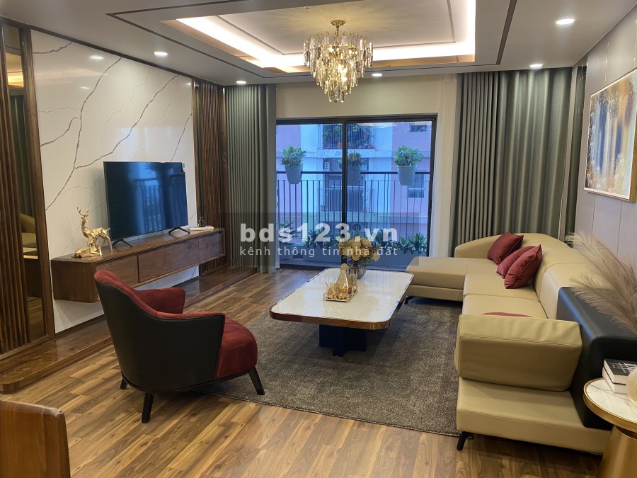 Bán gấp căn hộ CC Mỹ Đình căn 3PN 134m2 đã có sổ LH 0966131292