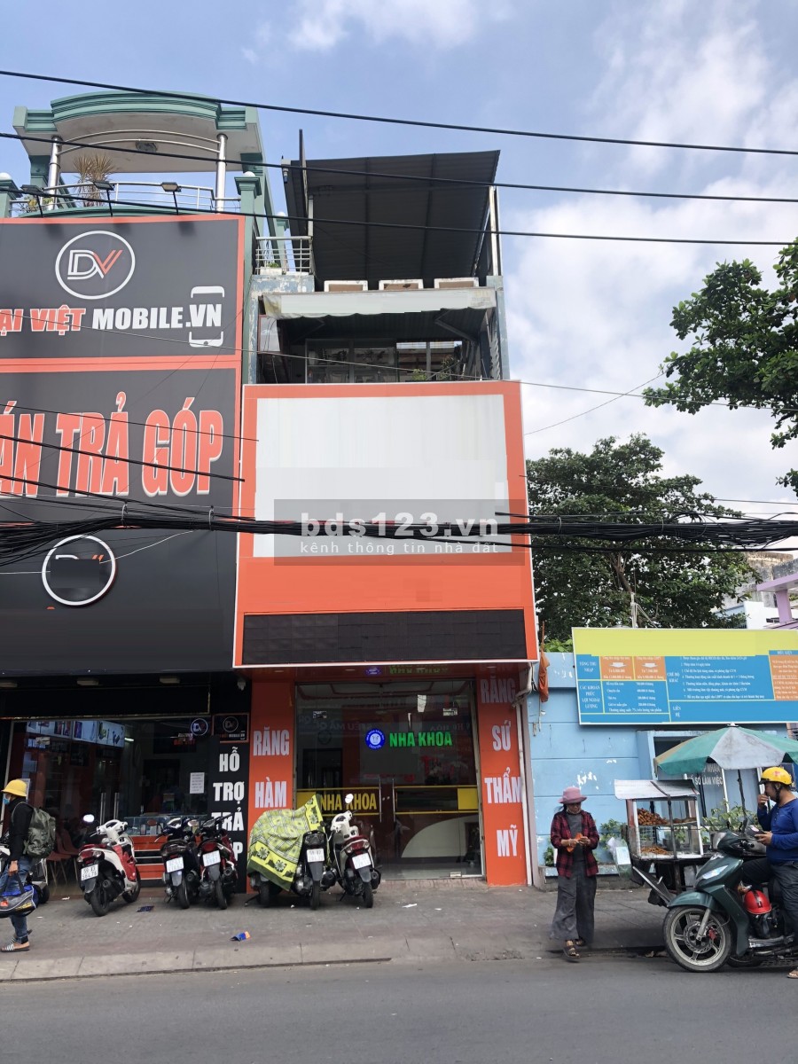 Mặt Tiền Tân Phú - 4 x 18 - Suốt 2 lầu - Nguyễn Sơn