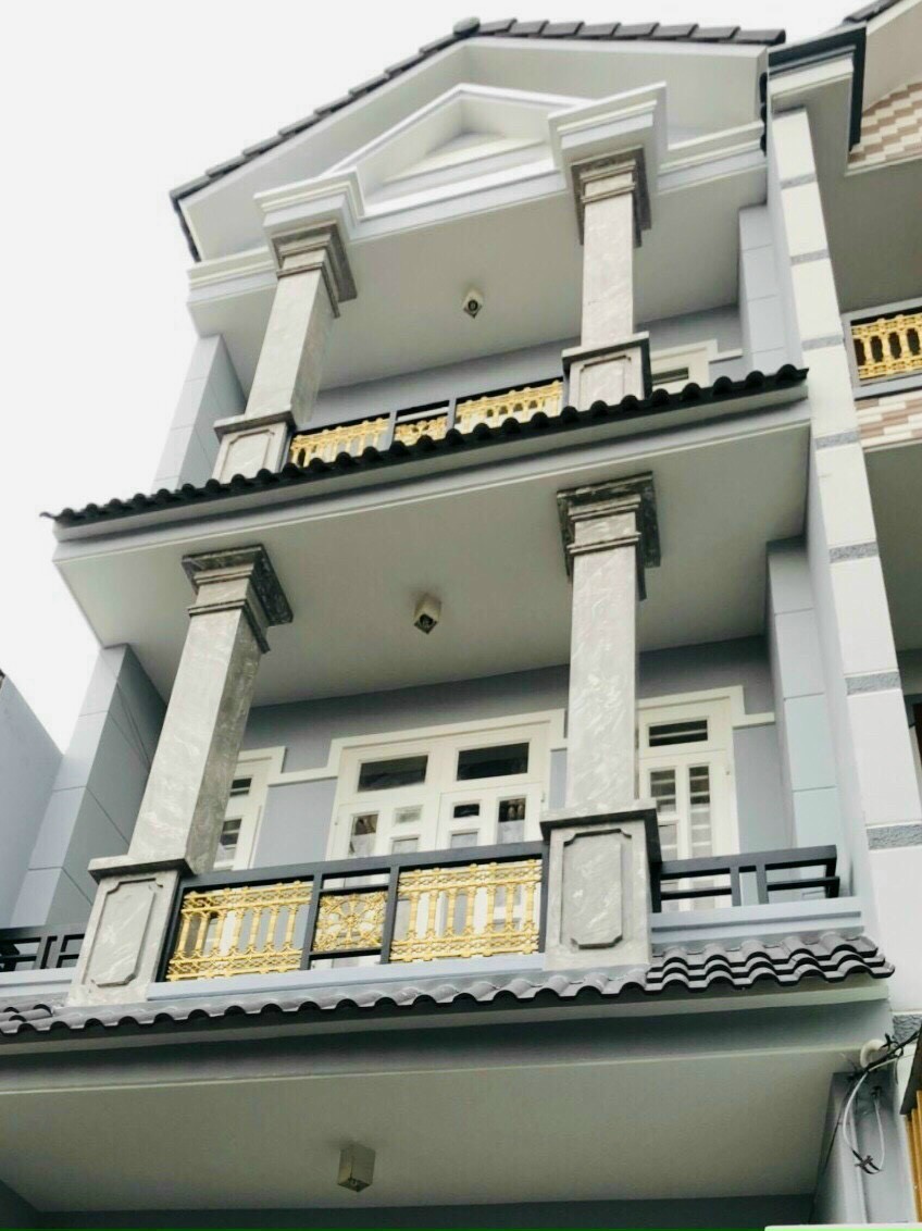 Bán Nhà Hẻm 4m Cách Mạng Tháng Tám 60 m2, 4 Lầ u , 4 PN, Giá Rẻ.