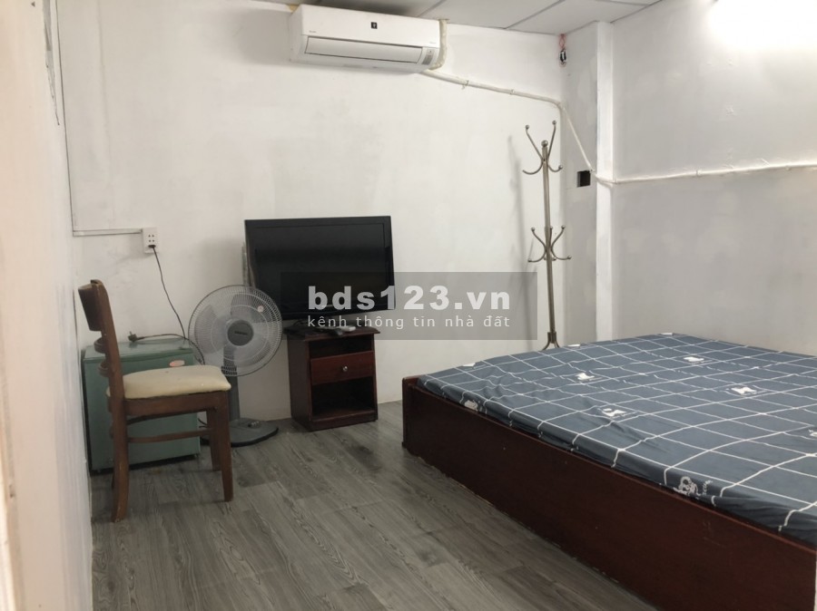PHÒNG NỘI THẤT SẠCH ĐẸP MÁT MẺ GÍA RẺ GẦN TRẦN HUY LIỆU