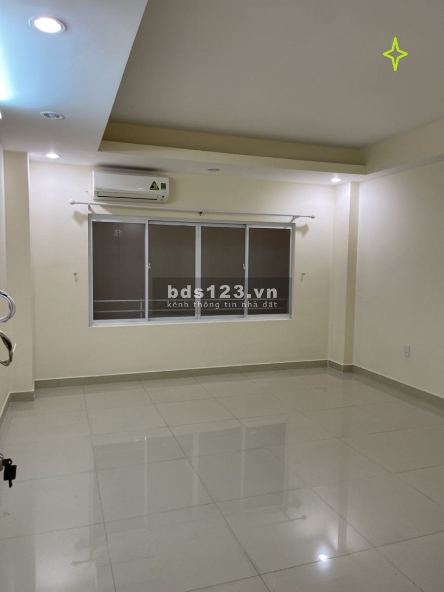 Nhà mới MT Lê Lâm (4x19m) 3L, ST, 5PN, 5WC full ML